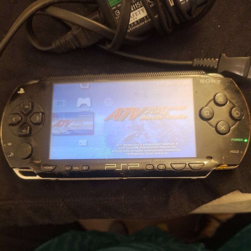Sony PSP 1000 Value Pack Black Handheld System PSP-1001K tested works w charger